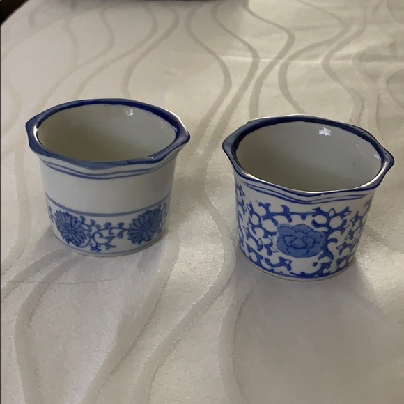 Knobler Porcelain Other - Pair of Knobler Porcelain Votives in Blue & White